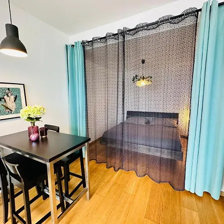 In Panorama On 25th Floor - Amazing View Close To Old Town Apartamento Bratislava