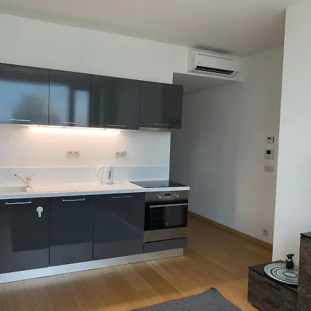 In Panorama On 25th Floor - Amazing View Close To Old Town